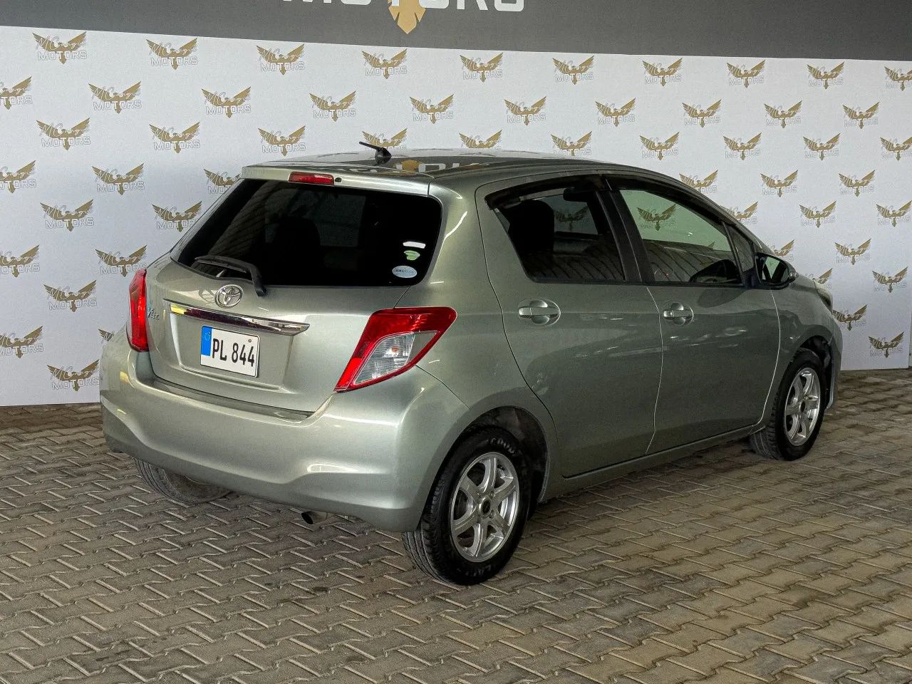 2012 Toyota Vitz 1.3 Kıbrıs | KKTC İkinci El Satılık Araba - Thumbnail 6
