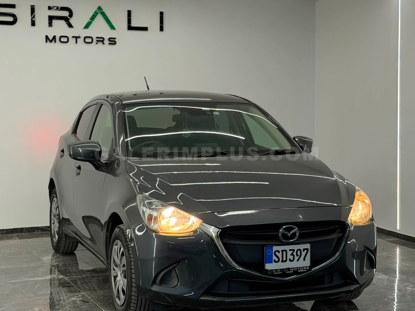 2016 Mazda Demio 1.5 Skyactiv-G Kıbrıs | KKTC İkinci El Satılık Araba - Thumbnail 3