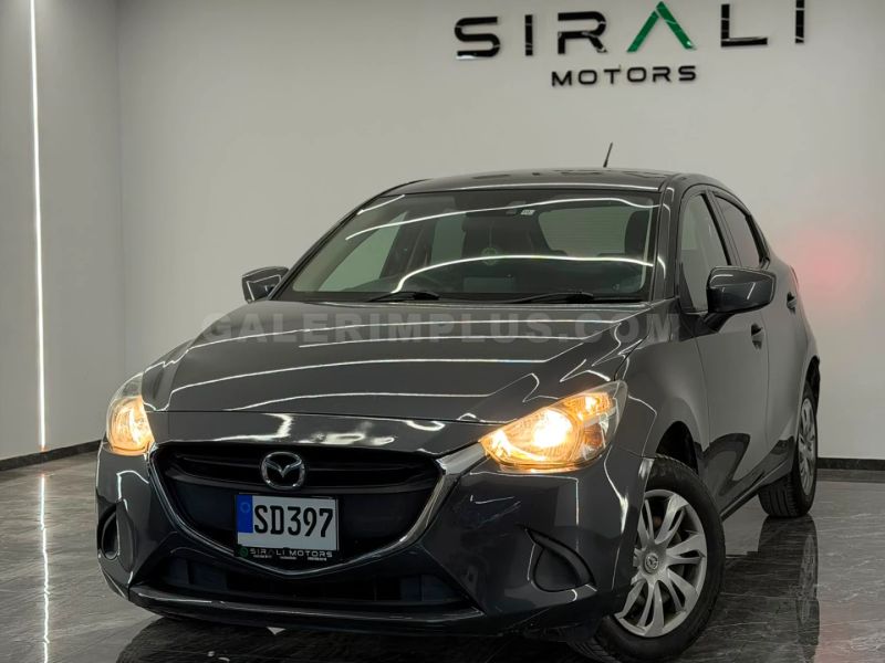 2016 Mazda Demio 1.5 Skyactiv-G Kıbrıs | KKTC İkinci El Satılık Araba - Fotoğraf 1