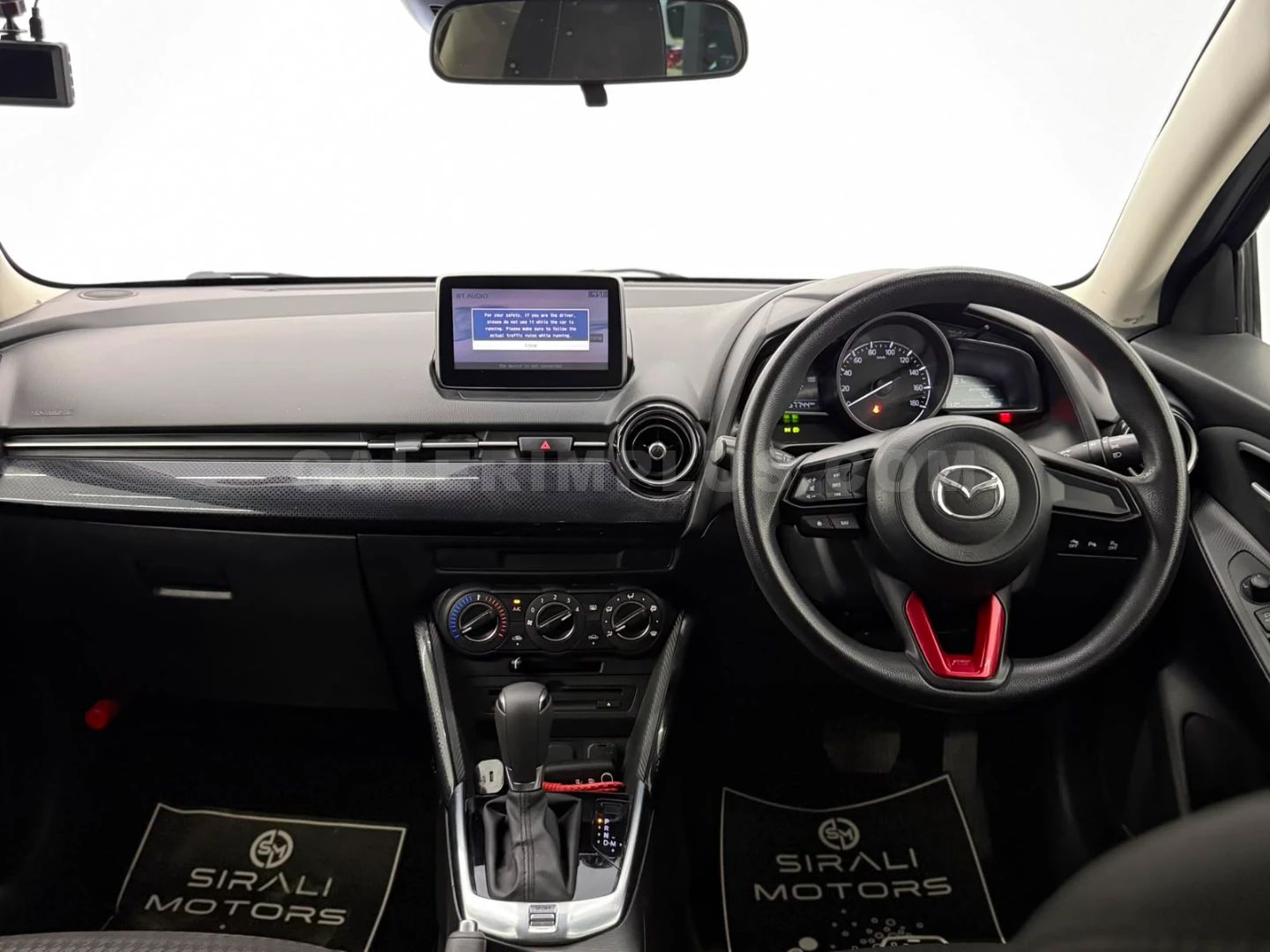 2019 Mazda Demio 1.5 Skyactiv-G Kıbrıs | KKTC İkinci El Satılık Araba - Thumbnail 8