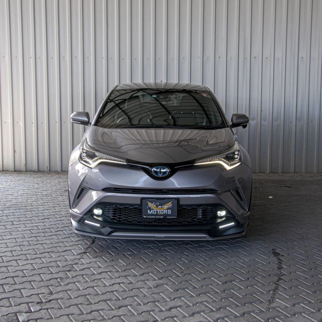 2019 Toyota C-HR 1.8 Hybrid Kıbrıs | KKTC İkinci El Satılık Araba - Thumbnail 4