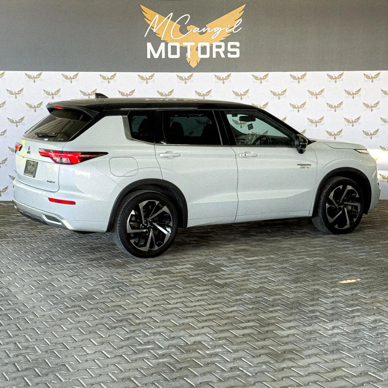 2023 Mitsubishi Outlander 2.4 Kıbrıs | KKTC İkinci El Satılık Araba - Thumbnail 2