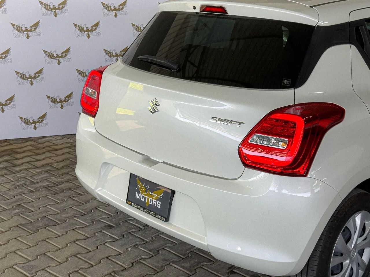 2023 Suzuki Swift 1.2 Kıbrıs | KKTC İkinci El Satılık Araba - Thumbnail 6