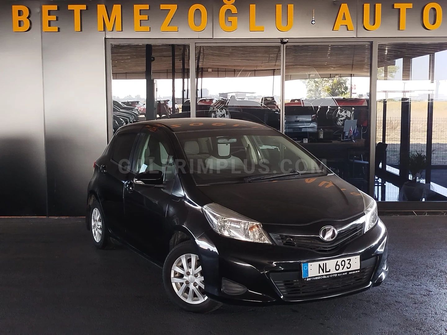 2011 Toyota Vitz Benzin Otomatik Lefkoşa İlan görseli - GalerimPlus